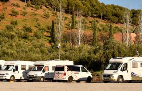 campercans and motorhomes